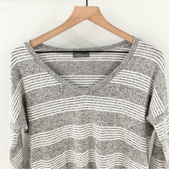 Market & Spruce Careen V Neck Gray Stripe Dolman Top Size Small - Picture 3 of 6